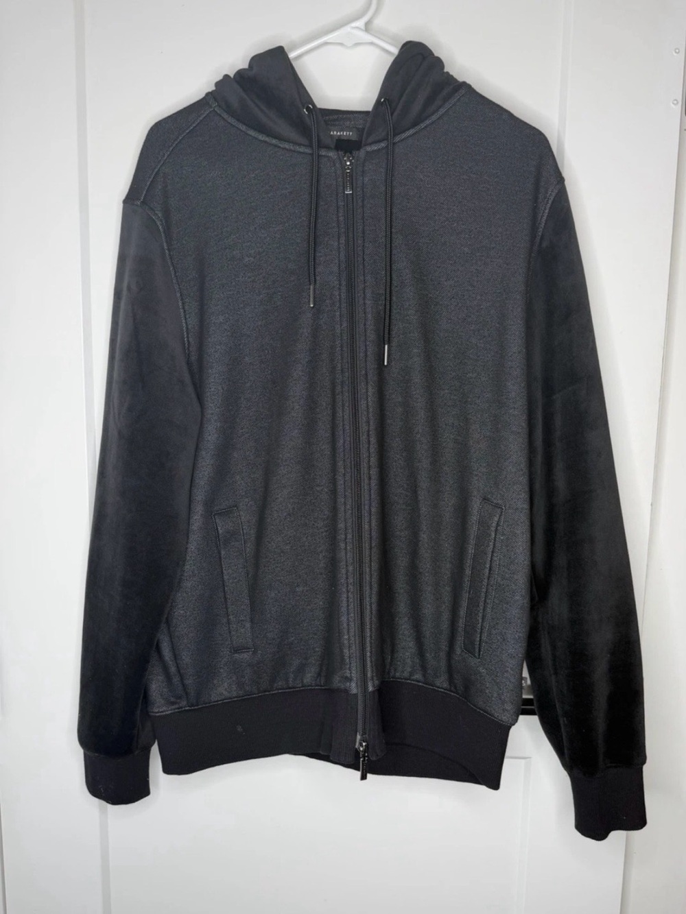 Robert Barakett Black Zip-Up Hooded Sweater